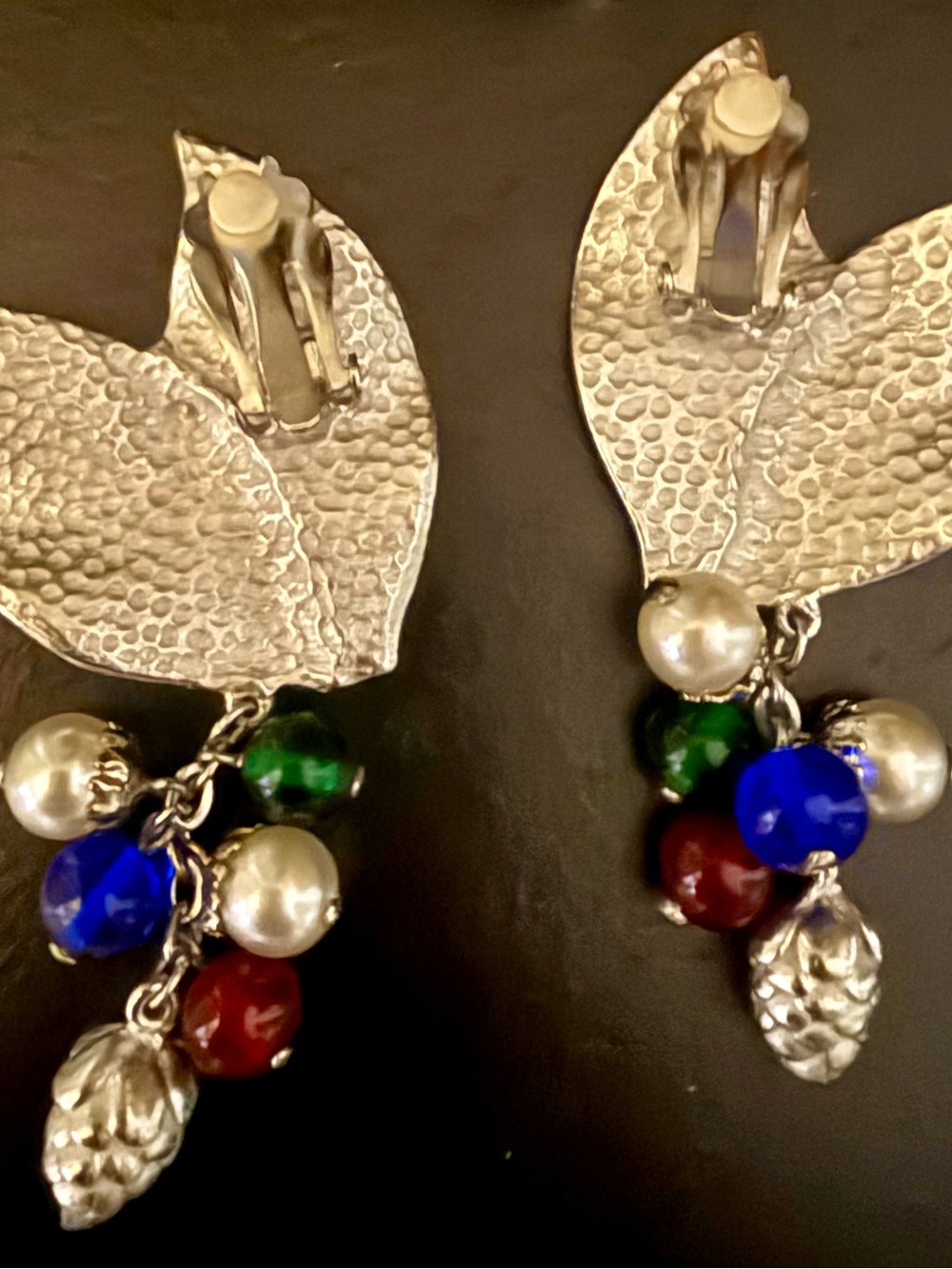 Vintage Mid-Century Silver Leaf Berry Cluster Charm Necklace & Earrings Set - Picture 7 of 9